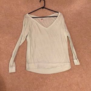 Mint Victoria’s Secret v neck